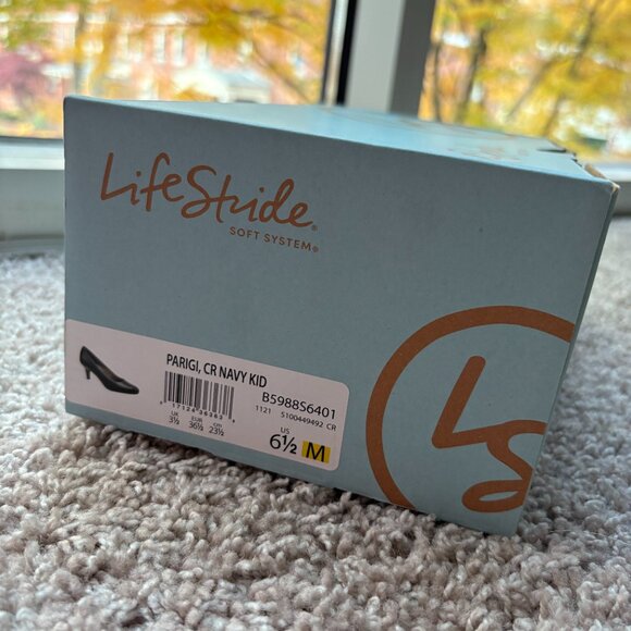 Navy Life Stride Heels - Picture 8 of 9